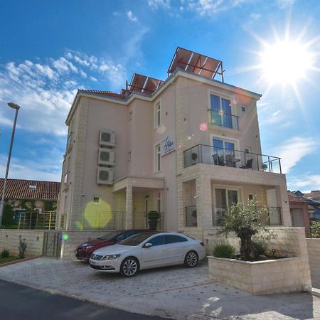 Apartment L Palace Budva Kültér fotó