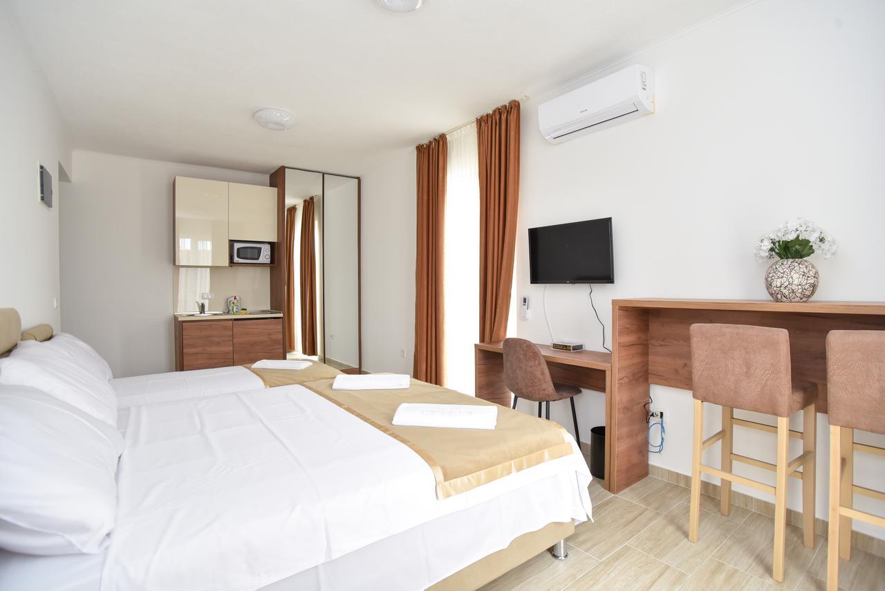 Apartment L Palace Budva Kültér fotó