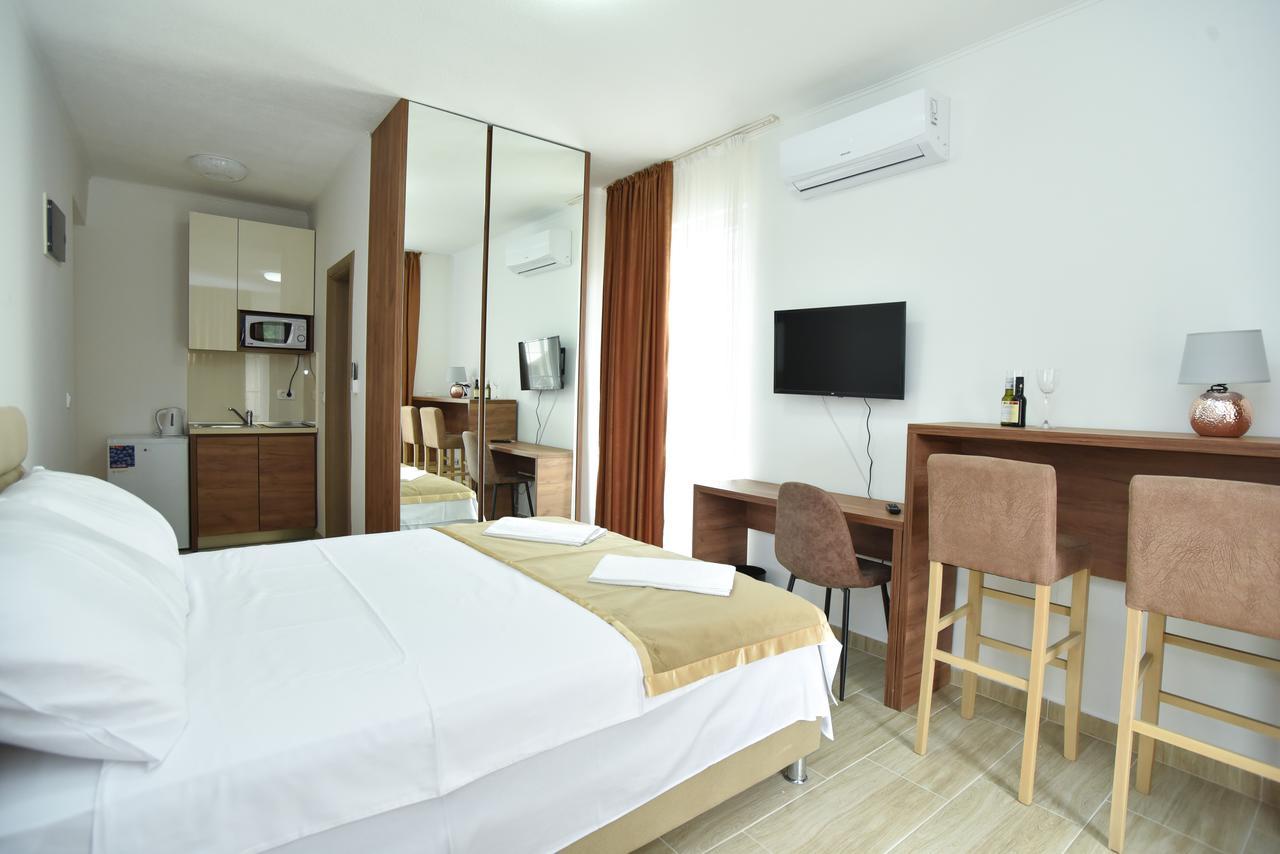 Apartment L Palace Budva Kültér fotó