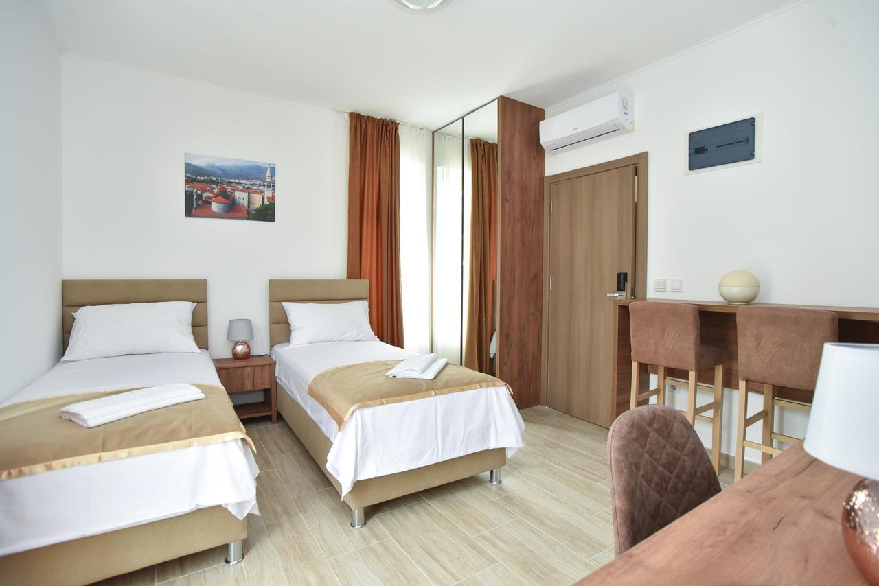 Apartment L Palace Budva Kültér fotó